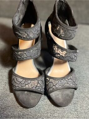 Women's Black Lace Triple-Strap Heeled Sandals